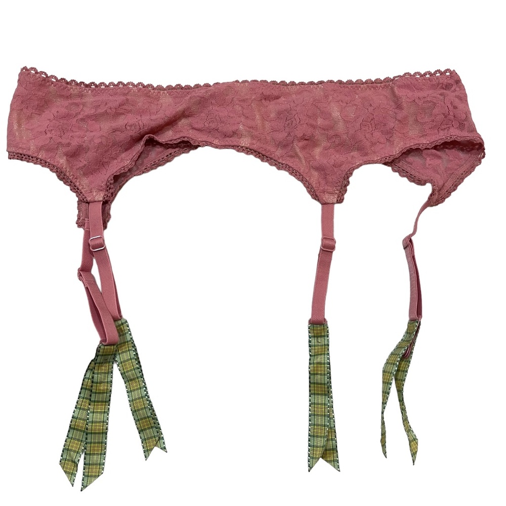Victoria's Secret Sexy Pink Floral Lace Nylon Plaid Garter Belt NWT, Size XS/S
